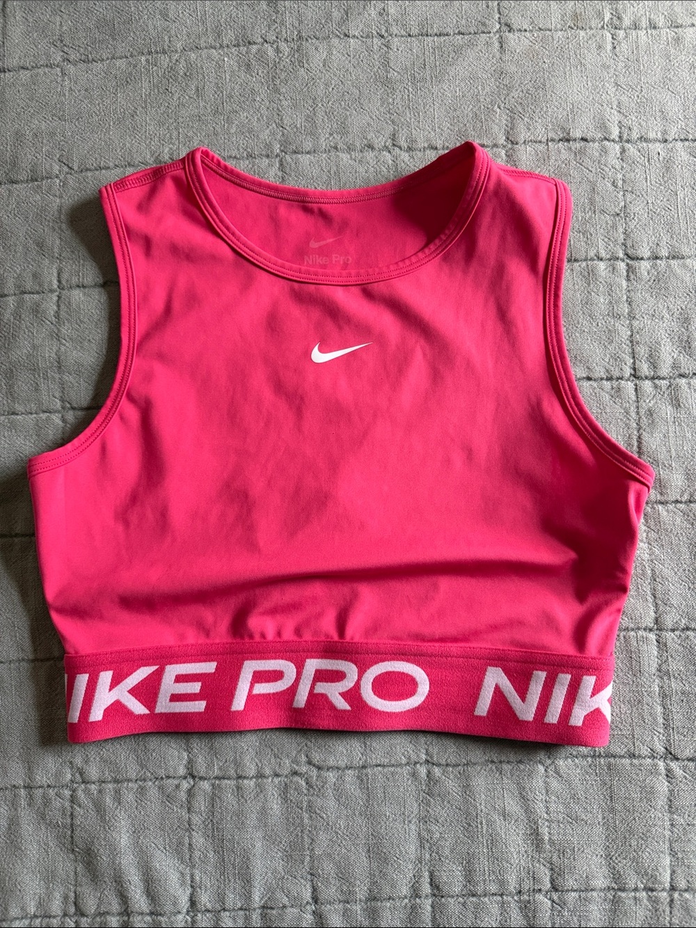 Nike Pro pink crop tank